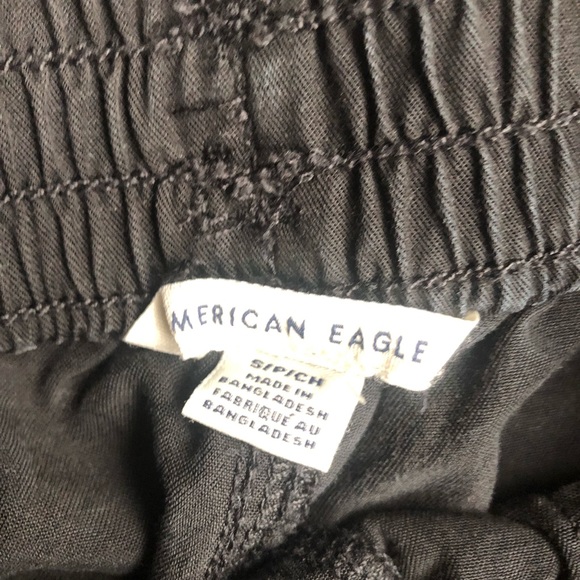 American Eagle high waisted cargo pant joggers - Picture 5 of 8